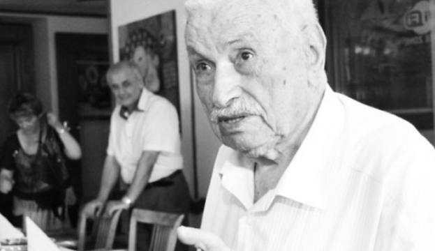105-годишният дядо Сандо