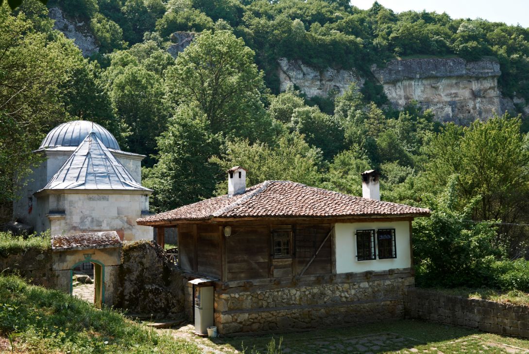 Приказните места на България които сбъдват желания